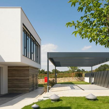 Design Villa Noble With Spa Bale Exteriör bild