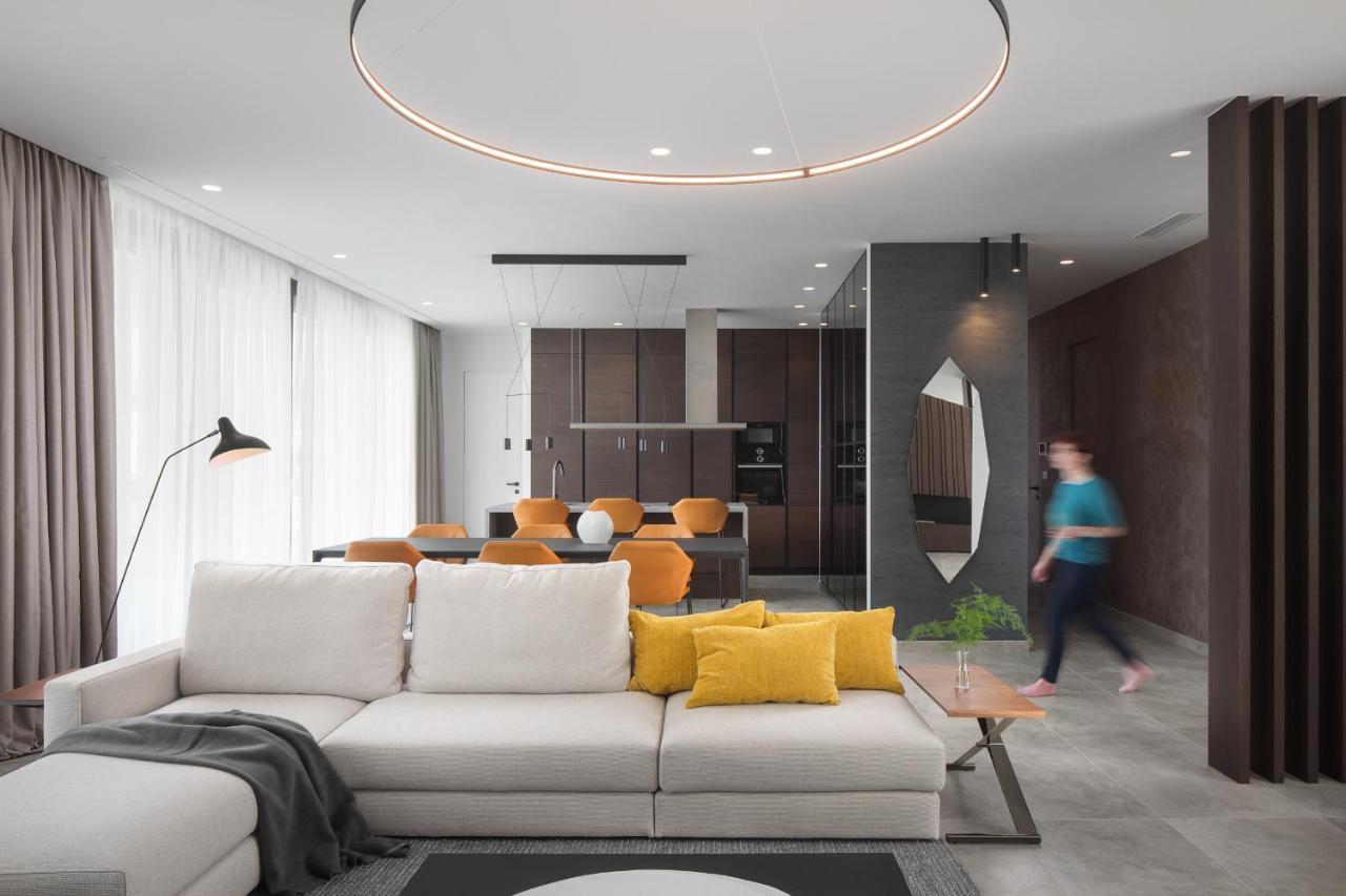 Design Villa Noble With Spa Bale Exteriör bild