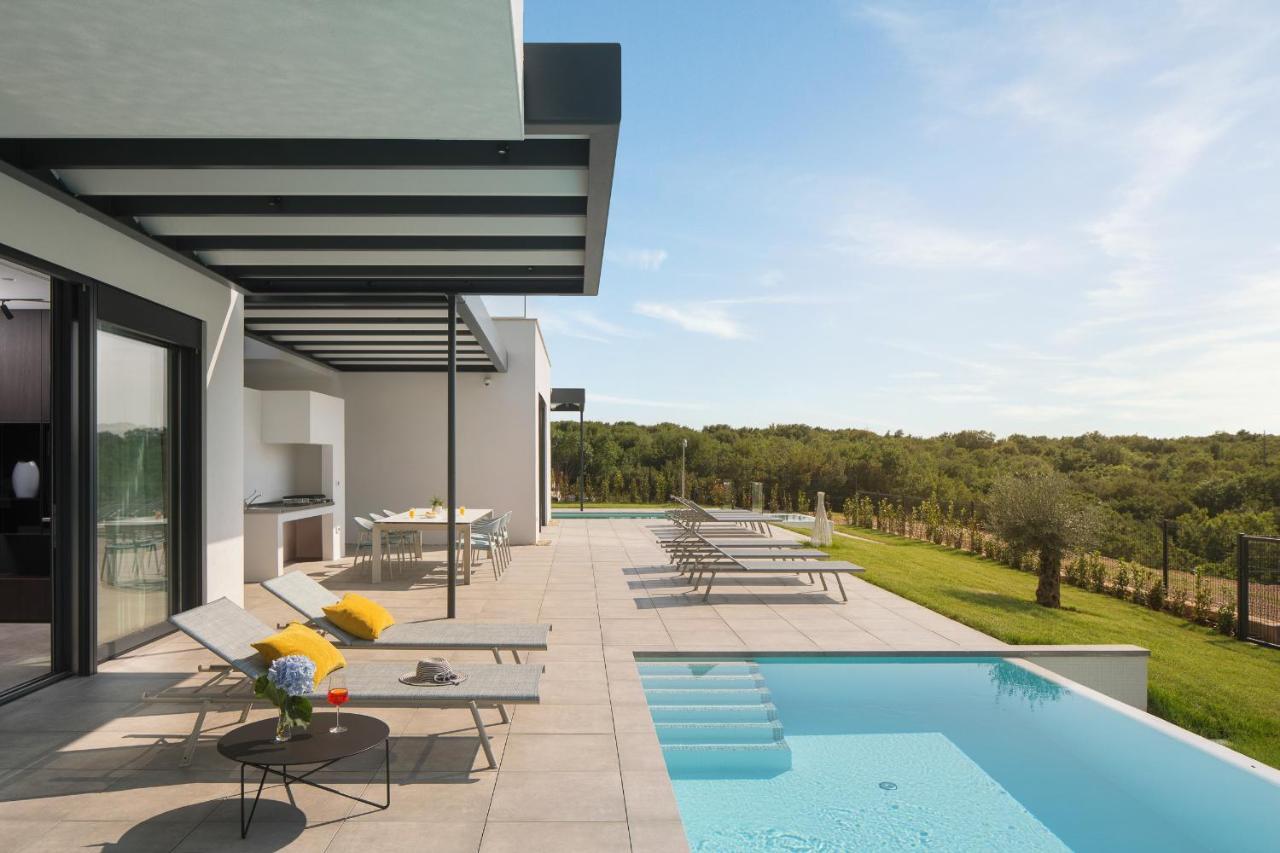Design Villa Noble With Spa Bale Exteriör bild