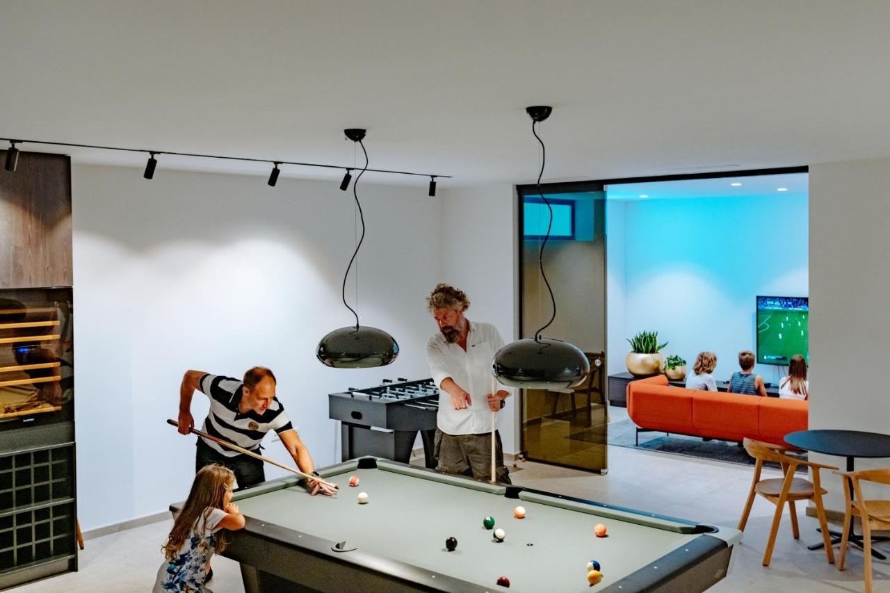 Design Villa Noble With Spa Bale Exteriör bild